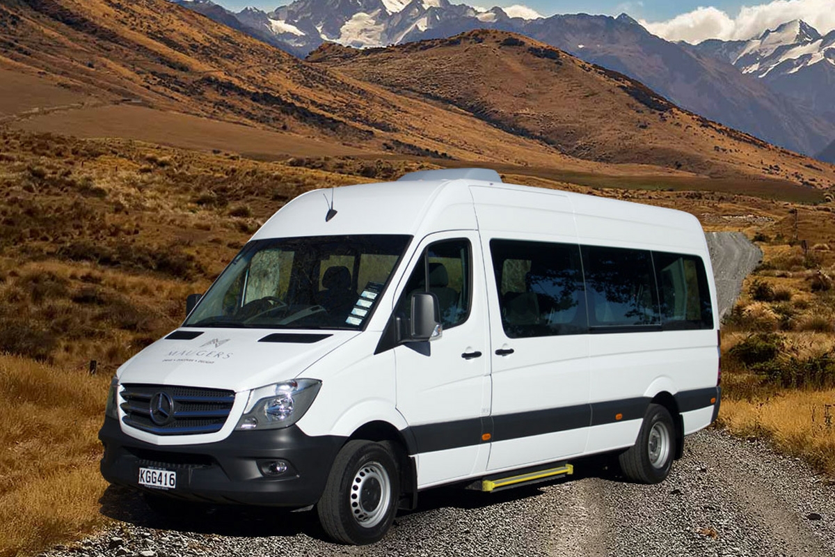 Why Travel to New Zealand on an Escorted Tour?